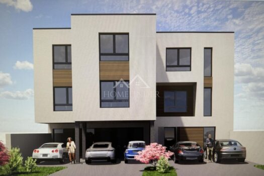 1744628977 1000025678 1