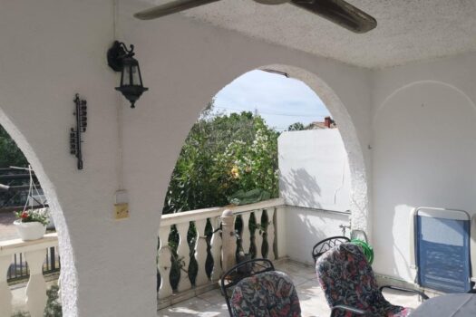 1744733467 206513077