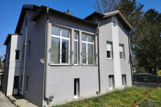 Neuer Preis! Zinshaus / Mehrfamilienhaus auf 3 Etagen – Investor gesucht! 2 Haus