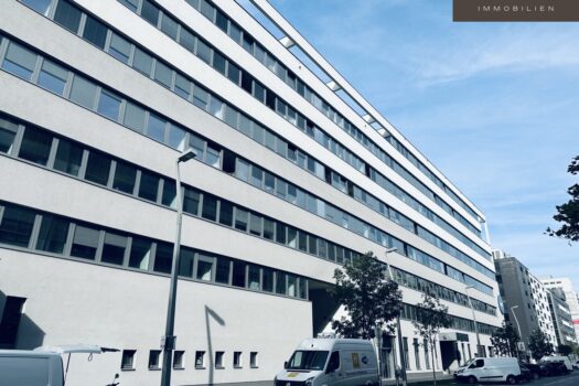 1Yy5hXmQBBcIqA0r02D9o9