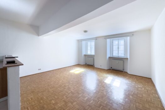 GROSSZÜGIGE 2-ZIMMER-ALTSTADT-WOHNUNG 4s4pob4AZyw0WNGdAJYeIL
