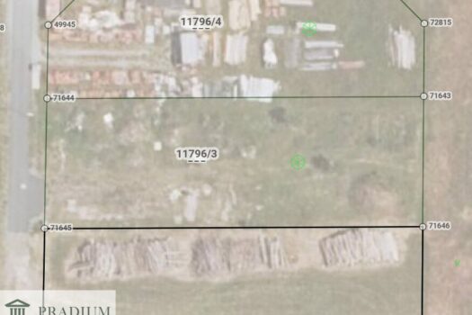 57tLRMyrCHG8bImvdqhLjT