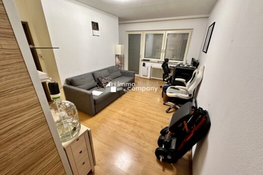 Gemütliche 2-Zimmer-Wohnung mit Balkon in Groß-Enzersdorf – Ihr neues Investment oder Zuhause! Wohnzimmer