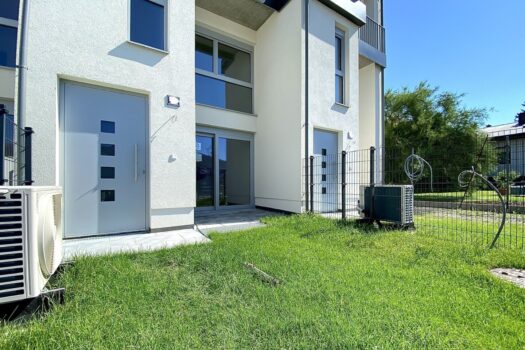 6DtxLlba1RjRrF18qtKeyx