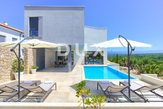 1597142206 207467647