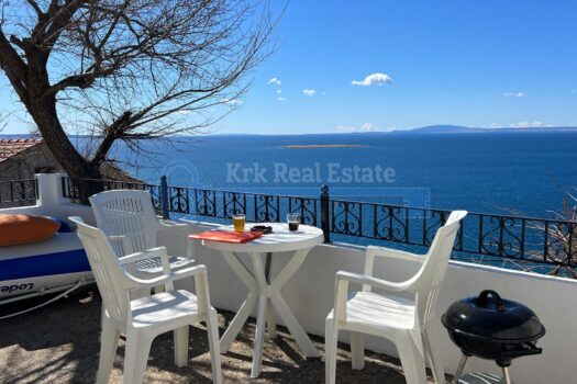 1680006294 2023 03 28 12