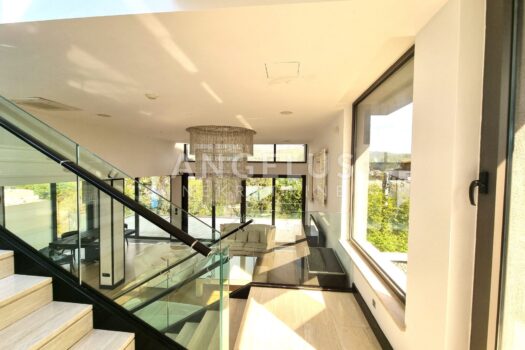 1712336038 20240405 8