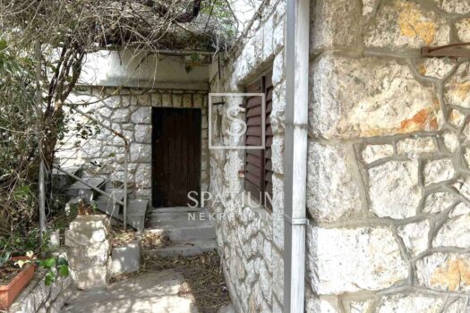 1718614070 20240617 093618