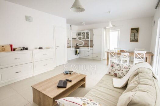 BAŠKA, KRK, ZWEISTÖCKIGE WOHNUNG MIT SCHWIMMBAD 1725388343 sunny rock apartments krk 51 1200x800 1