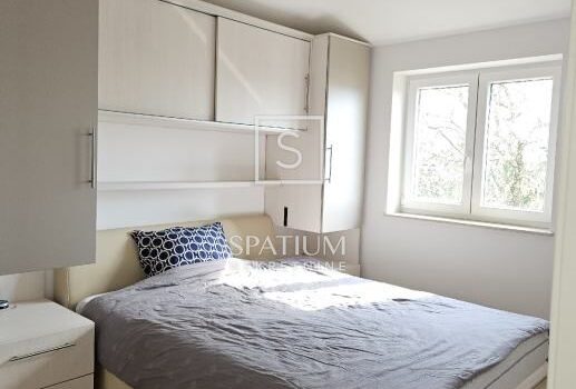 1726063620 stan slika 217895786