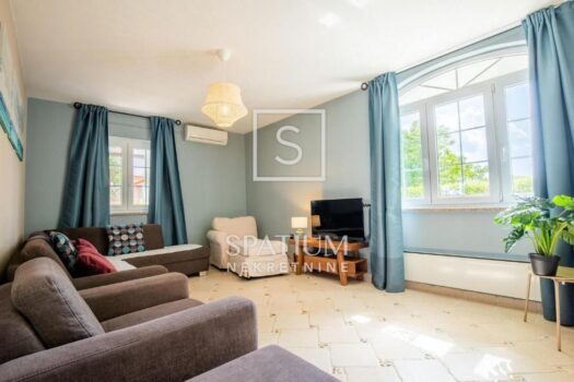 KRK, Klimno - VILLA 90 m VOM MEER ENTFERNT 1726221472 486862238