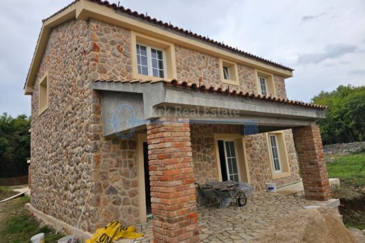 1728114051 photo 2024 10 04 08 08 47 11