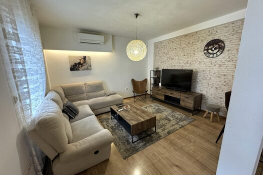 1728132658 1000012897