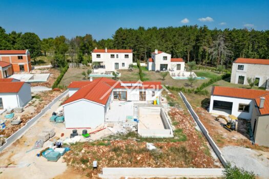 1728386325 porec okolica moderna prizemnica s istarskim sarmom 3