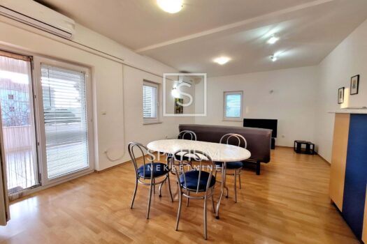 1734958439 20241218 160054