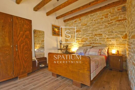 1737999227 139029663