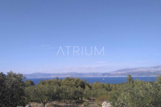 1740674712 gradevinsko zemljiste supetar 3000 m2 slika 229389487