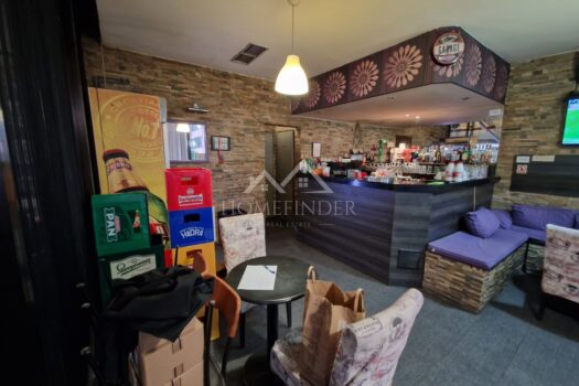 1743670611 1000053352