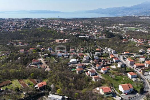 1744367658 viskovo zemljiste 860 m2 s gradevinskom dozvolom 583072 1