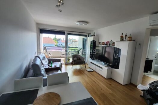 1744379103 stan viskovo centar 80