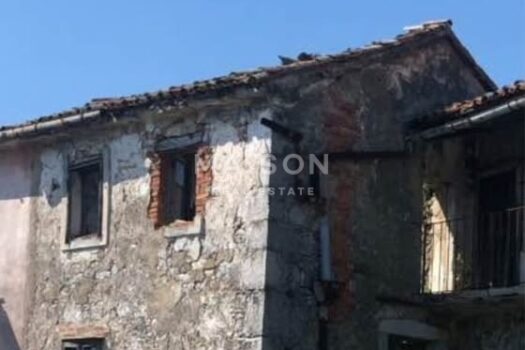 Šapjane – Anwesen mit 6 Häusern und großem Grundstück 1744638017 488695351 1294426598325692 8916207870392501727 n