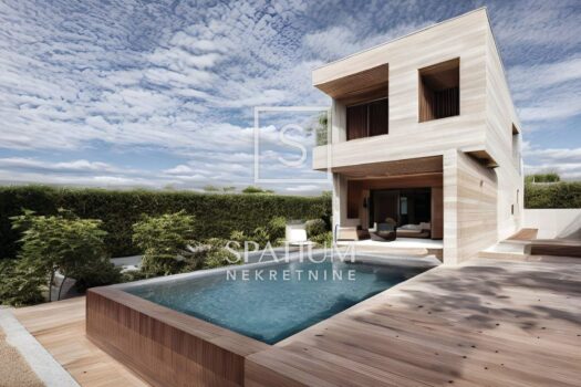 1747071553 liznjan hr 15