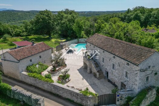 1747499832 tinjan okolica imanje u mirnom mjestu 1