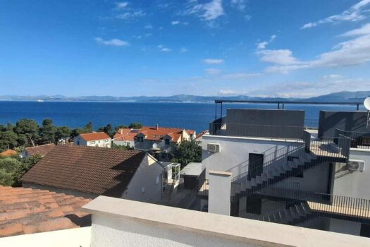 WhatsApp Image 2025-05-02 at 11.00.38