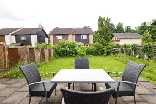 Sanierungsbedürftiges Reihenhaus mit Garten und Garage in Graz Straßgang zu verkaufen P5260001