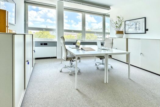 1R8m8RQg5bSdfDSDN2x1pf