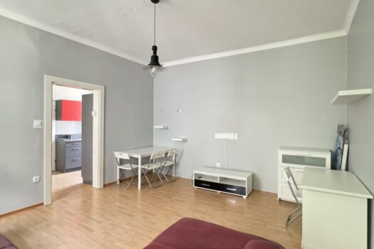 1vEguGxYVruk8Nfk0vynUd