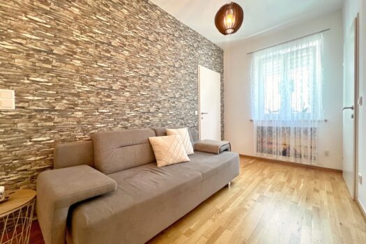 689iQ44zL2h4SrvHOQqe4T