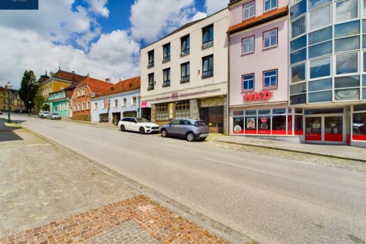 REDUZIERT - City-Hotel inkl. Wohnhaus / Wohnbau ENTWICKLUNGSPROJEKT - 794 m² Nutzfläche Starßenansicht 03