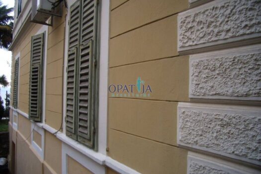 1547027643 p1070211 1600x1200