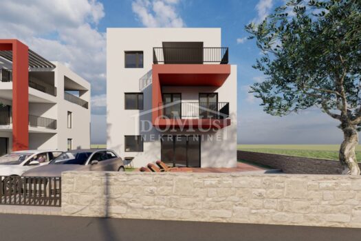 Vodice, Doppelhaushälfte 144,90 m2, mit einem Hof von 172 m2 1608639137 k b zapad 1