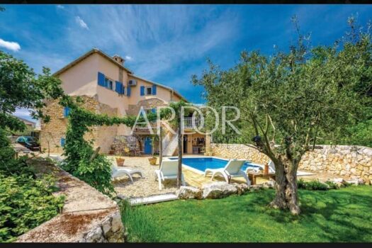 Haus Polje, Dobrinj, 170m2 1678103669 278508044 5237370139617758 5711333973502990534 n