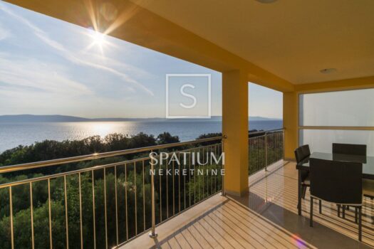 RABAC, RAVNI, APPARTEMENTHAUS MIT BLICK AUF KVARNER 1707299317 balkon meerblick 2