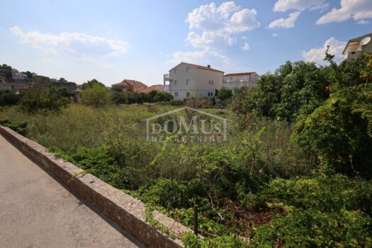 Tribunj, Baugrundstück 368m2, zum Meer und Zentrum nur 200 m 1725030307 3695 16