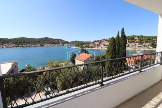 Tisno, 70 m vom Strand entfernt, zweistöckige Wohnung mit 94,99 m2, Panoramablick auf das Meer 1726220895 img 9430