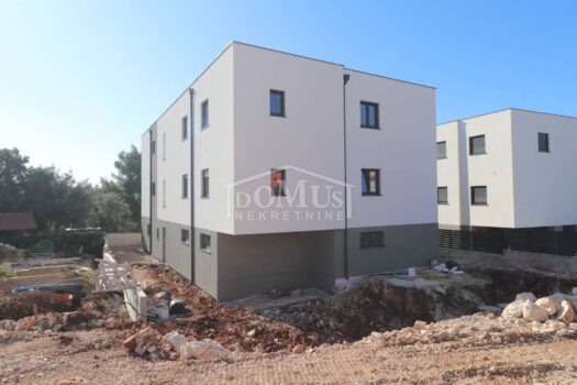 Žaborić Neubau, Wohnung 87,54m2, große Terrasse, nur 150m vom Strand entfernt 1730979856 img 0961