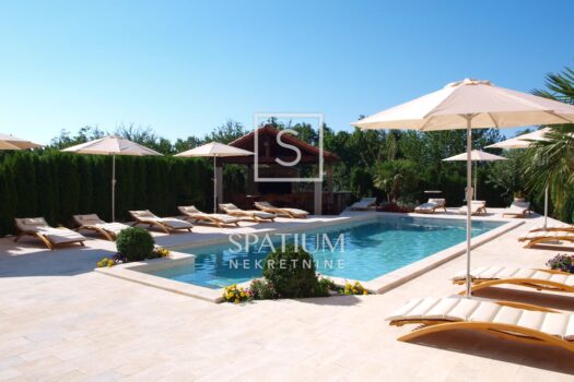 Haus Oprić, Opatija - Okolica, 505m2 1731343956 oku1 1