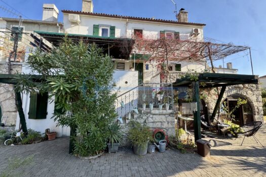 1731508709 2024 11 13 12