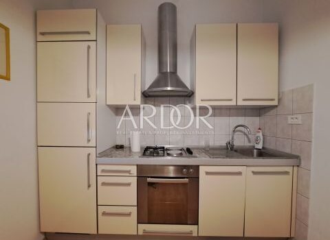 1732191343 thumb 1703087339 20231219 141729