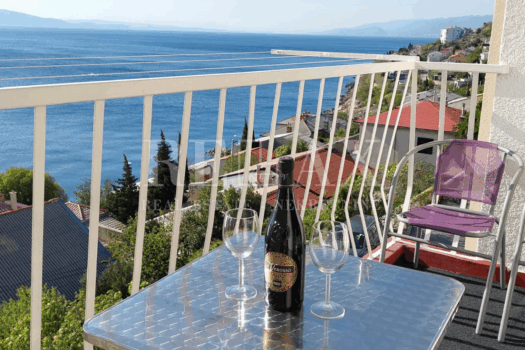 Senj - Wohnung in Strandnähe 1736245810 senj balkon