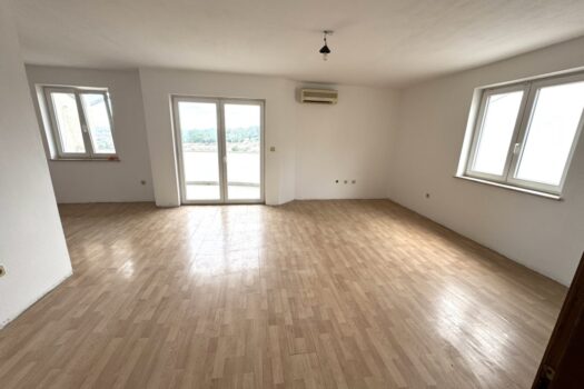 1737213765 1000019243