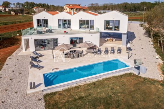 Istrien, Poreč, Umgebung – luxuriöse freistehende moderne Villa mit Swimmingpool 1738235237 baskoti 001