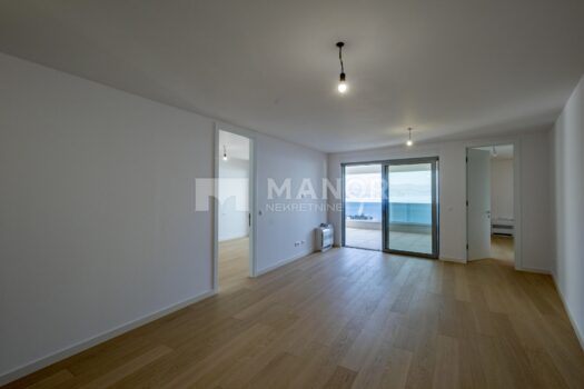 OPATIJA, ZENTRUM – Neubau, luxuriöse 2-Zimmer + Esszimmer Wohnung mit Aussicht, Gemeinschaftspool, Garage 1740753582 img 5044