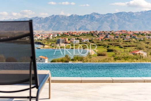 Haus Pag, 400m2 1741009608 whatsapp slika 2025 03 03 u 14