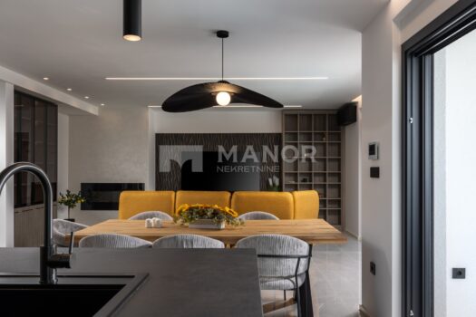 1741338544 kli 8560 hdr edit