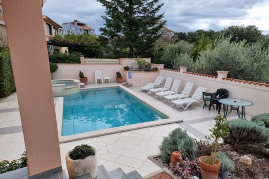 1742844281 1000026138